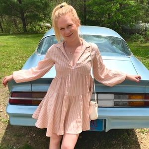 Meet your posher, Destiny!